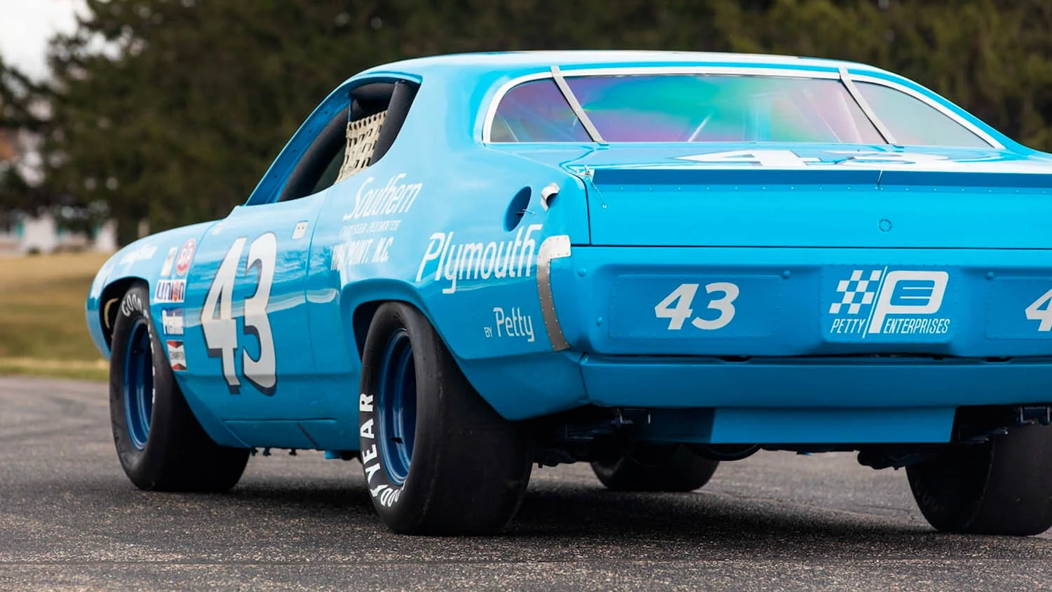 ヴィンテージレーシング リチャードペティ 71プリマスGTX Richard